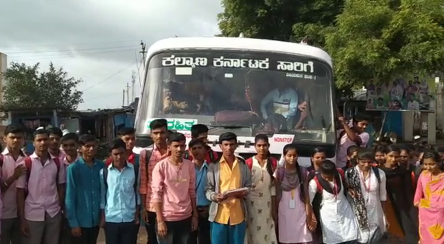 Angry students block bus in Vijayapura village, head to college in tractors