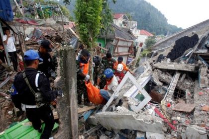 Death toll in Indonesia earthquake jumps to 268