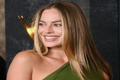 Margot Robbie had tequila shots before filming raunchy scene with DiCaprio