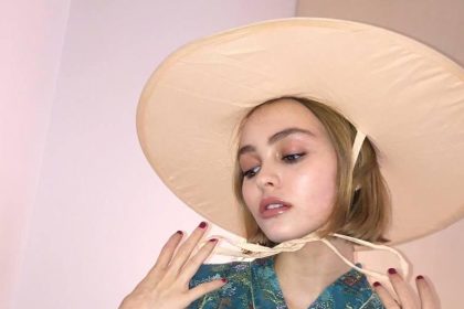 Lily-Rose Depp reveals why she avoids addressing dad Johnny Depp's issues