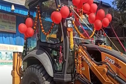 Uttar Pradesh man gives bulldozer as wedding gift to daughter