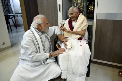 PM Modi leaves for Ahmedabad after mother Heeraben's demise