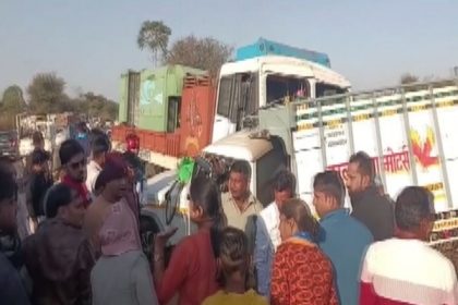 8 people dead in road accident in Rajasthan's Sikar