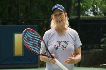 Tennis legend Martina Navratilova diagnosed with throat, breast cancer