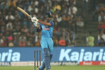 India lose to Sri Lanka by 16 runs in second T20I, series levelled at 1-1