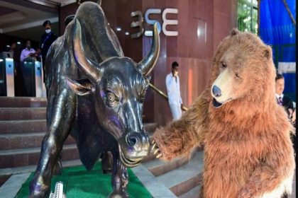Markets continue with losses for 3rd straight session, Sensex ends below 60k