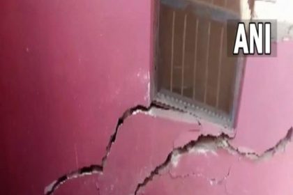Fresh cracks appear on some houses in Karnprayag, people seek govt help