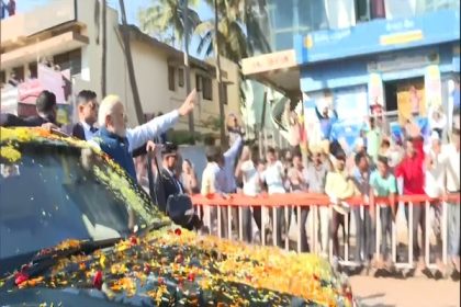 National Youth Festival: PM Narendra Modi holds roadshow in Hubballi