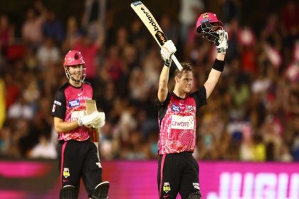Steve Smith's ton powers Sydney Sixers to 59-run win over Adelaide Strikers