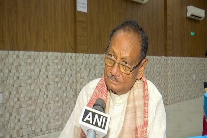 Former Odisha CM Giridhar Gamang quits BJP, likely to join BRS