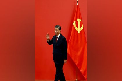 Xi's authoritarian rule worries China's wealthy, several immigrate overseas