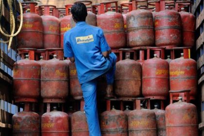Prices of commercial LPG hiked by Rs 350.50 per unit, cooking gas Rs 50 per unit