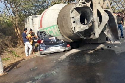 Speeding concrete mixer crushes SUV after overturning, kills woman, child