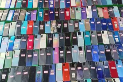 Andhra Pradesh police recover over 5000 lost mobile phones