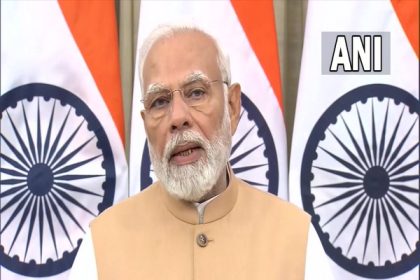PM hails budget, says it lays strong foundation for building developed India