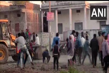 Locals pelt stones at bulldozer during anti-encroachment drive in Ujjain
