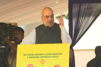 'They released PFI members, we outlawed organization...' Shah slams Congress