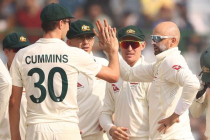 B-GT: Australia bounce back, leaves India struggling at 88/4 (Day 2, Lunch)