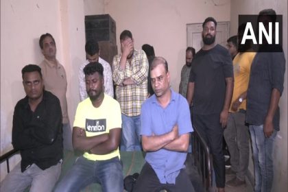 11 detained for keeping two hostage, demanding ransom