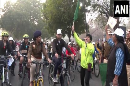 Bike rally held in Delhi to connect young women with police