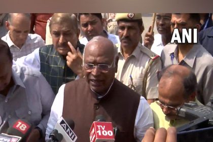 'We want to know how Adani made crores of rupees within 2.5 years?': Mallikarjun Kharge