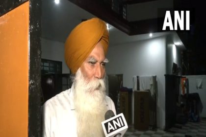 'Police searched our residence for 3-4 hours, didn't find anything', says Amritpal Singh's father