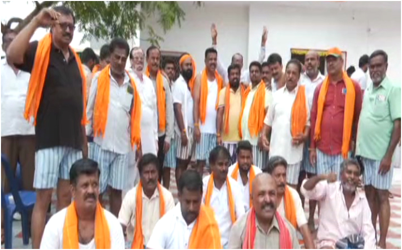 BJP Leaders, Workers Stage Protests In Mandya Over Release Of Cauvery ...