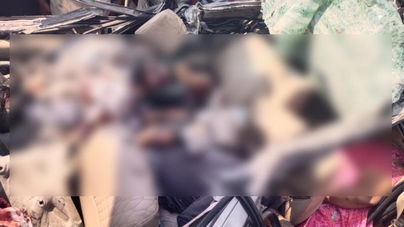 Four, including three of family, die after car crashes into container truck