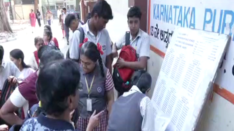 22 students bag cent per cent marks in SSLC exams, State registers 62.34 pass percentage