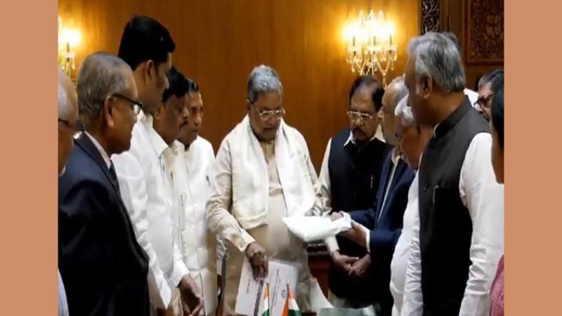 Justice Nagamohan Das committee report recommends internal reservation for  Scheduled Castes - Public TV English